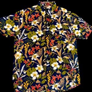 Hawaiian Shirt 🌺